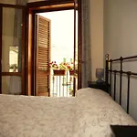 Bed and Breakfast Donnalaura 3*